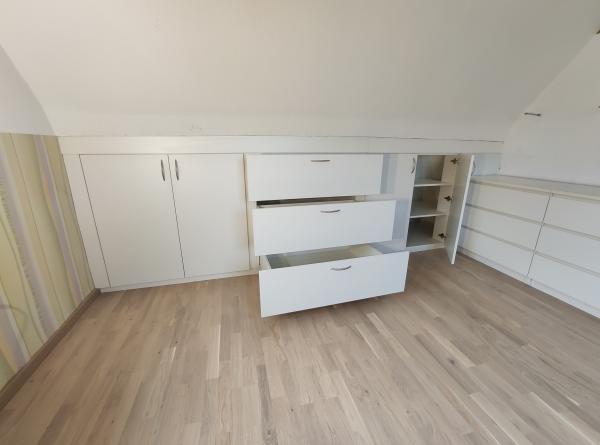 Einbauschrank in weiß nach Maß